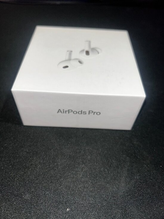 Air pods Pro Gen 2 for Sleaded and never been wear - Picture 4 of 4